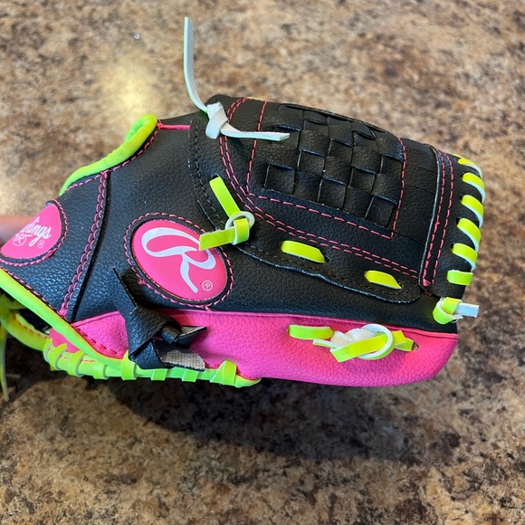 Rawlings Other Rawlings Girls T Ball Glove Poshmark